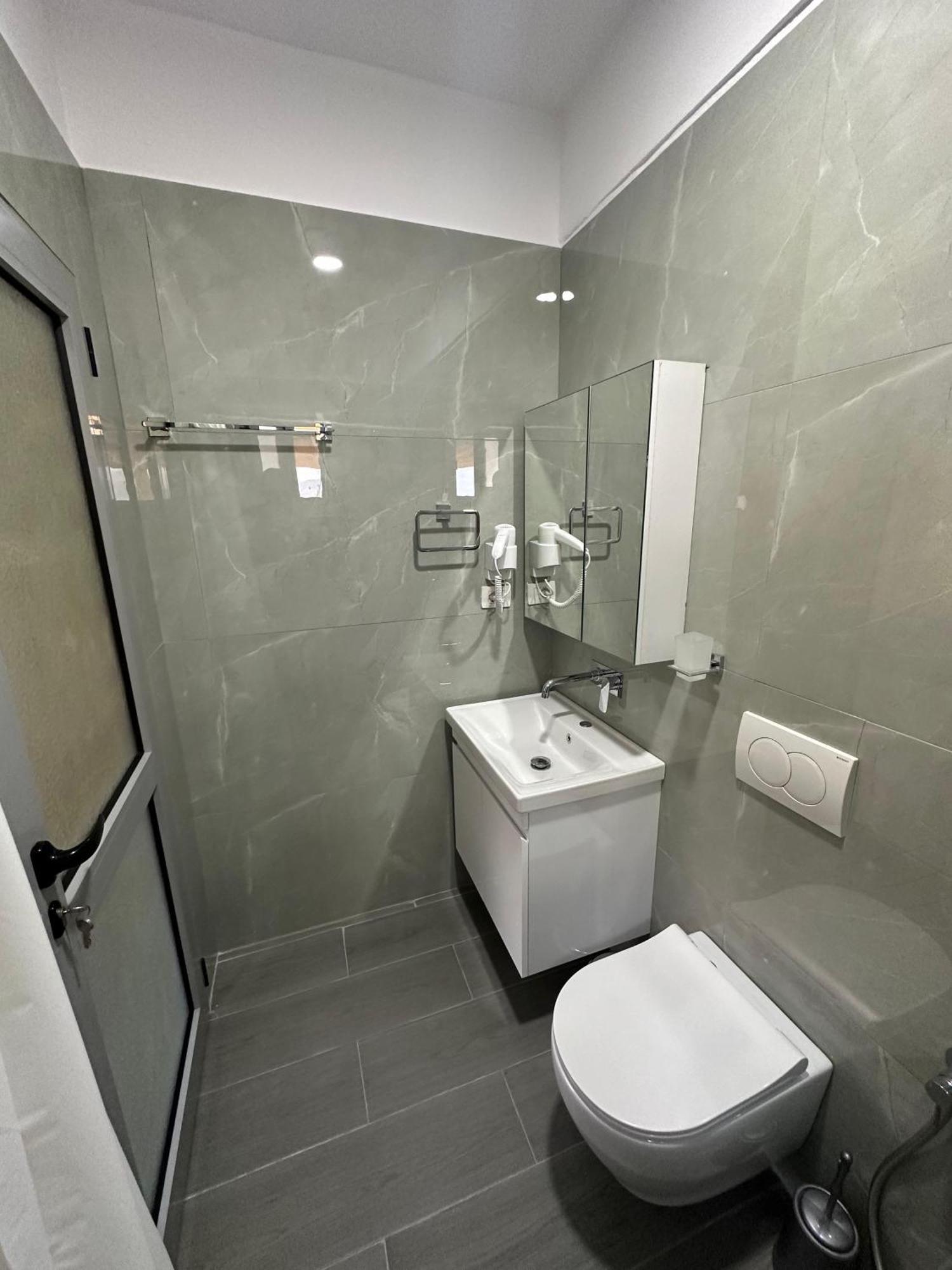 River Bridge Private Room Gjirokastër Dış mekan fotoğraf